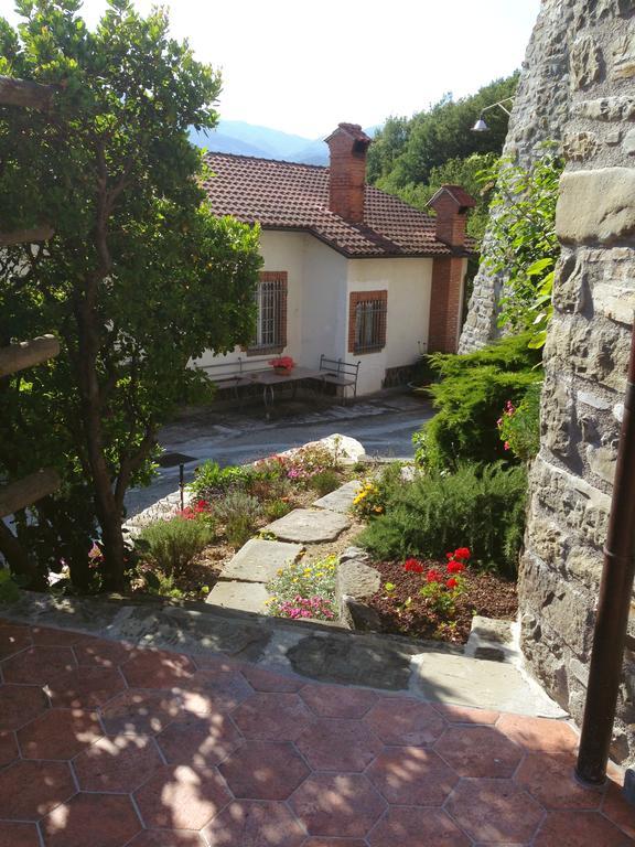 Casa Vacanze Nonna Nella Villafranca in Lunigiana Exterior foto